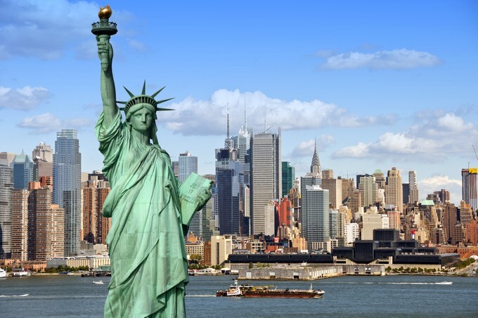 Statue of Liberty, New York cityscape
